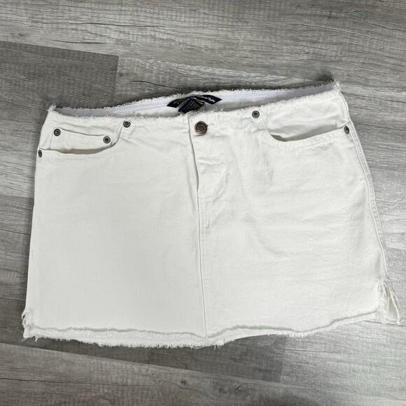 Y2K Abercrombie White Mid Rise Mirco Mini Skirt Faux Cut Waist Size 0 - Picture 5 of 8